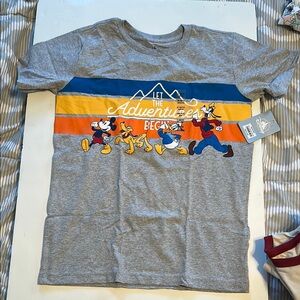 Disney Gray and Orange Short Sleeve Tee with Cartoon Design